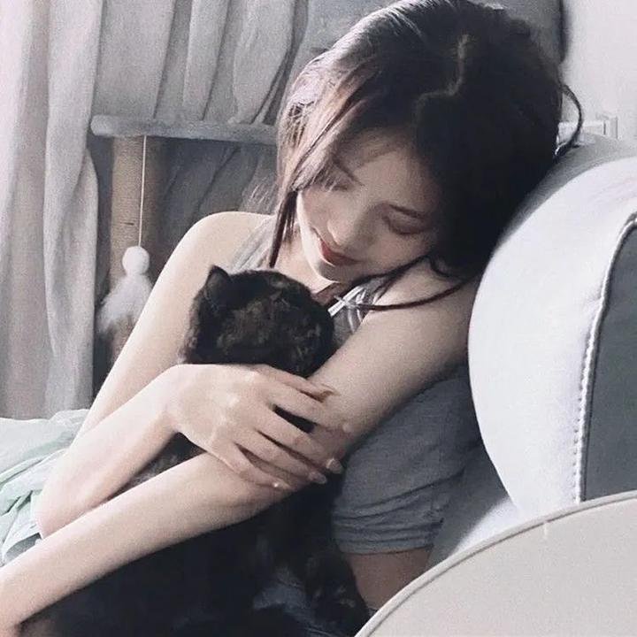 搭车遇狼惊魂记