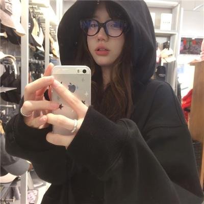 细长的电话线